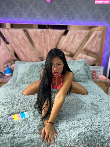 Valentina Mejia - Image