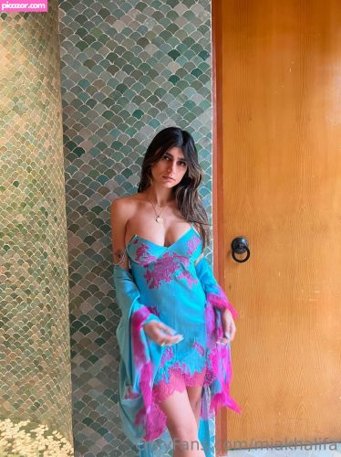 Mia Khalifa - Image