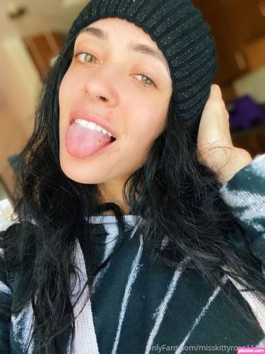 Misskittyrose1111  - Image