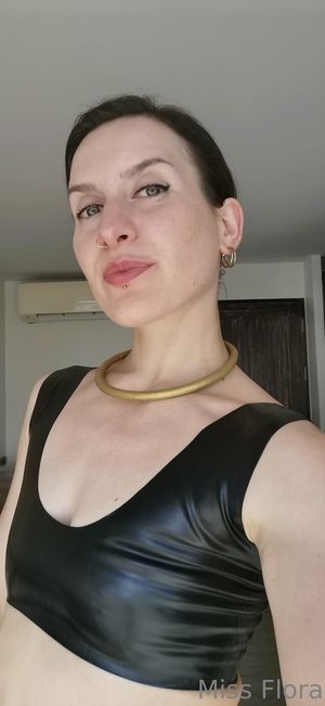 miss-flora-femdom-1 photo #226 photo n 226
