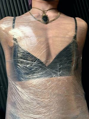 miss-flora-femdom-1 photo #11 photo n 11