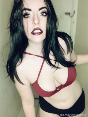 valerie-vampyr-1 photo #97 photo n 97