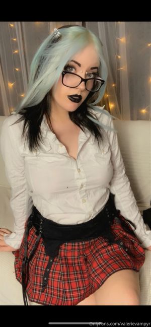 valerie-vampyr-1 photo #71 photo n 71