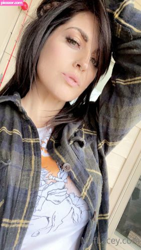Lacey Bender - Image