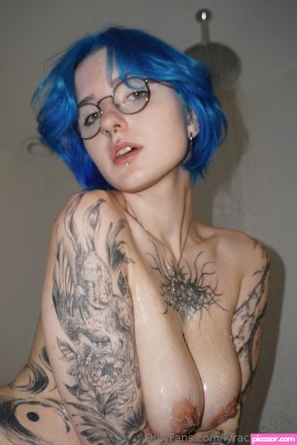Lyra Crow - Image