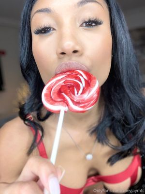 zoeyjay  N24
