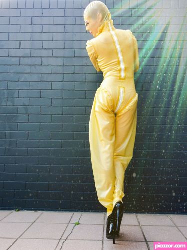 LatexRapture - Image