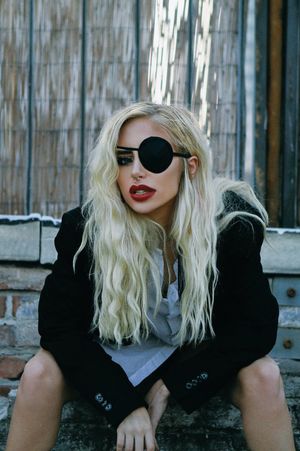 Naomi Woods  N19