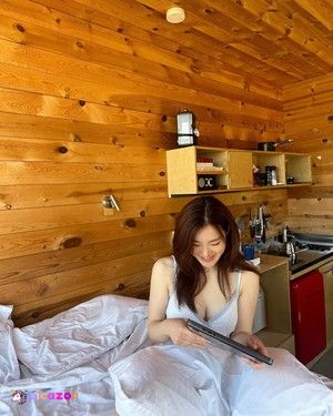 sarah-hwang photo #5 photo n 5