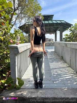 danielle-gross photo #15 photo n 15