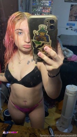 tinybabyxoxo69 photo #4 photo n 4
