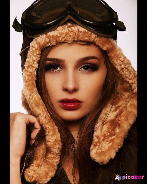 Sam Holly - Image
