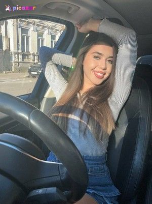 Clairejenner - Thumb