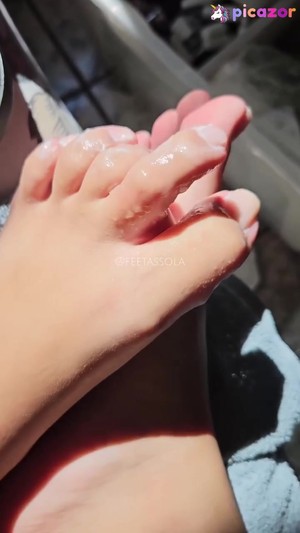 feetassola  - Thumb