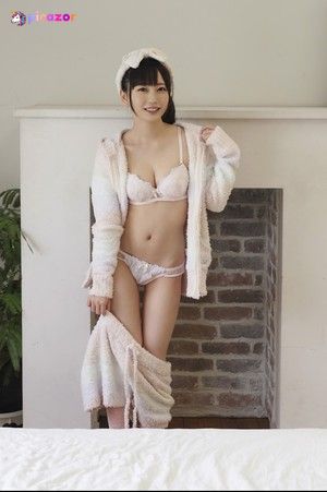 mia-nanasawa photo #3 photo n 3
