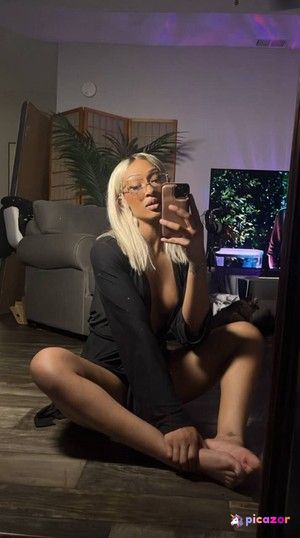 Mara Sade - Thumb