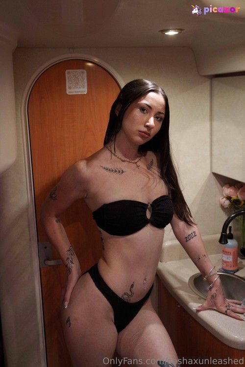 sashaxunleashed - Image