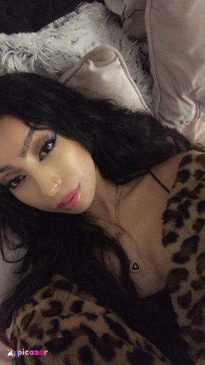 xcarolinejoness N1
