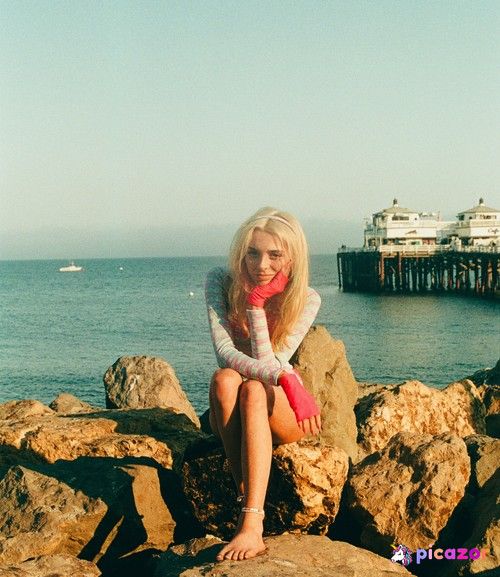 Sophie Powers - Image