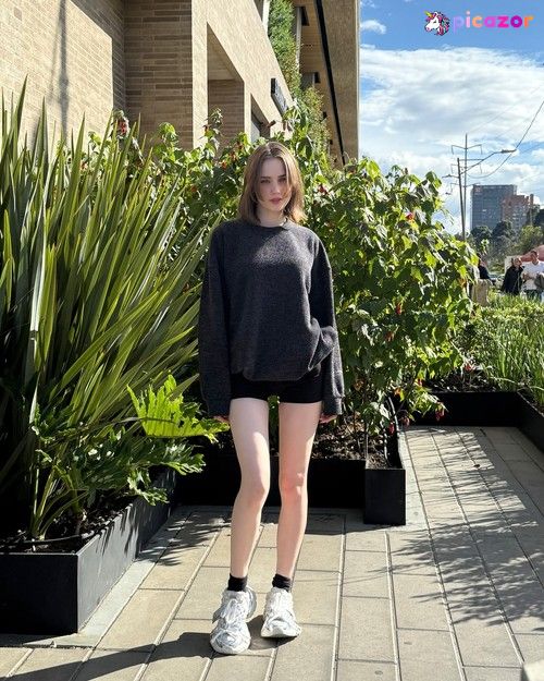 Mary Amber - Image
