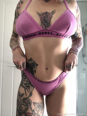 Bec Rawlings - Thumb