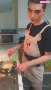 ickypeach-2 video #18 photo n 18