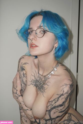 Lyra Crow - Image