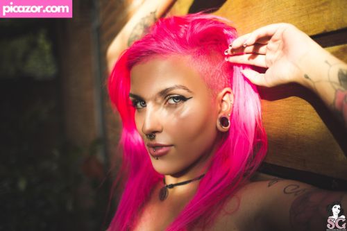Qween Goddess - Image