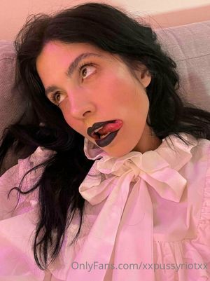 xxpussyriotxx - Thumb