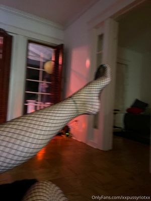 xxpussyriotxx-3 photo #244 photo n 244