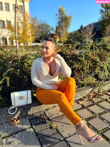 Anita Milan - Image