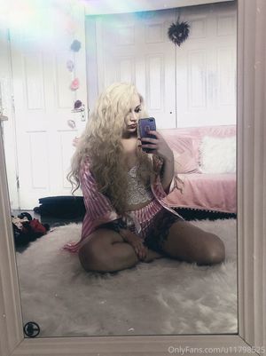 Lana Austin - Thumb