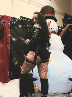 Lana Austin N28