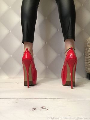 Misstress Glamorous  - Thumb