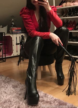 Misstress Glamorous  - Thumb