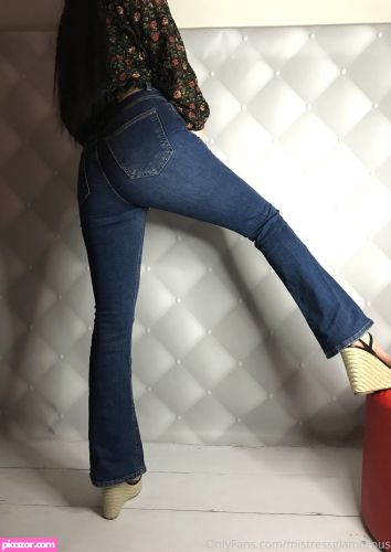 Misstress Glamorous  - Image