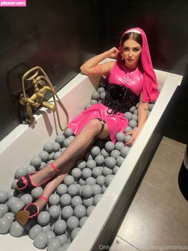 Misstress Glamorous  - Image