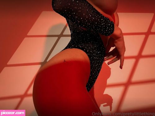 pretylittlething  - Image
