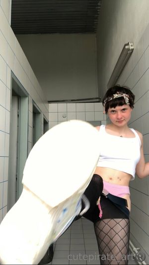 bloomhypercutepirate-1 photo #139 photo n 139