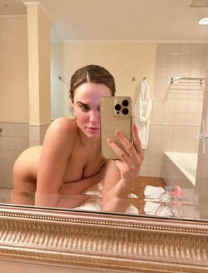 WWE Lana N28