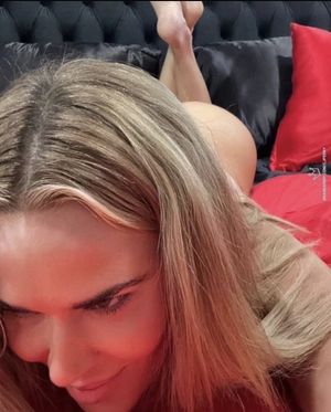 WWE Lana - Thumb