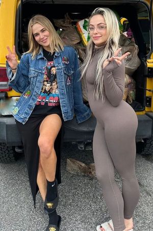 WWE Lana - Thumb