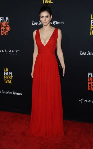 alexandra-daddario-1 photo #391 photo n 391