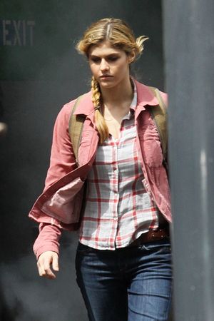 alexandra-daddario-1 photo #469 photo n 469
