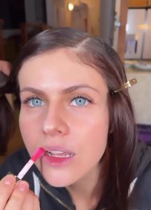 alexandra-daddario-1 video #509 photo n 509