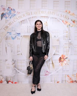 alexandra-daddario-1 photo #328 photo n 328