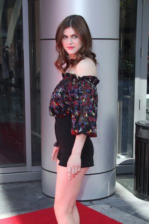 alexandra-daddario-1 photo #578 photo n 578