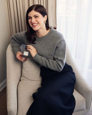 alexandra-daddario-1 photo #375 photo n 375