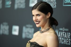 alexandra-daddario-1 photo #8 photo n 8