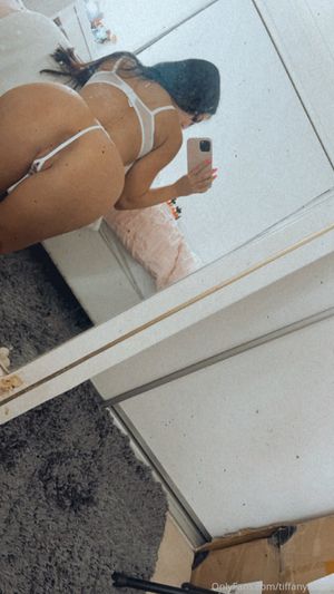 Tiffany Rose - Thumb